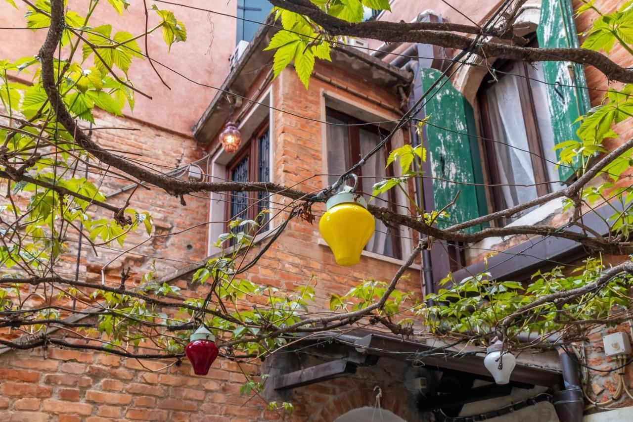 Hotel Casa Boccassini Venedig Exteriör bild